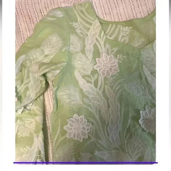 3/$20. Indian tunic green with floral lace applicay detail side slip hand made - Picture 9 of 10